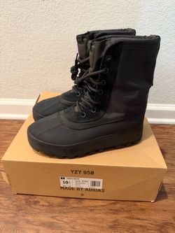 Adidas Yeezy 950 men size 10.5