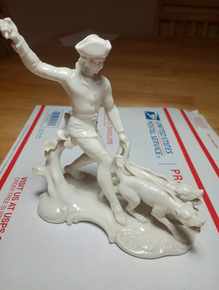 NYMPHENBURG GERMAN PORCELAIN STATUE HUNER WITH 2 DOGS