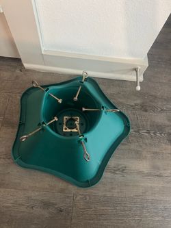 Green Plastic Christmas Tree Stand