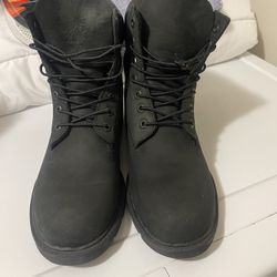 Size 10  Black Timberland Boots 