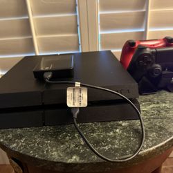 500 GB PS4 + External Hard drive + 16 Games