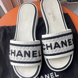 Chanel Slides 