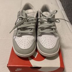 Nike Dunks 