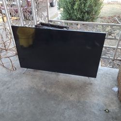 55 Inch TCL Roku Tv Screen Is Broken