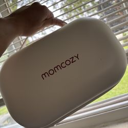 Momcozy