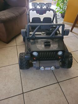 Electric jeep toy car