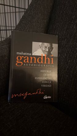 Mahatma Gandhi Autobiografía – Spanish Edition
