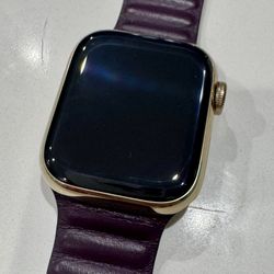 Apple Watch Series 9 GPS + Cellular 41mm - Stainless steel Gold - Leather link Dark Cherry (S/M)