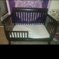 Davinci Baby Crib With Mattress 