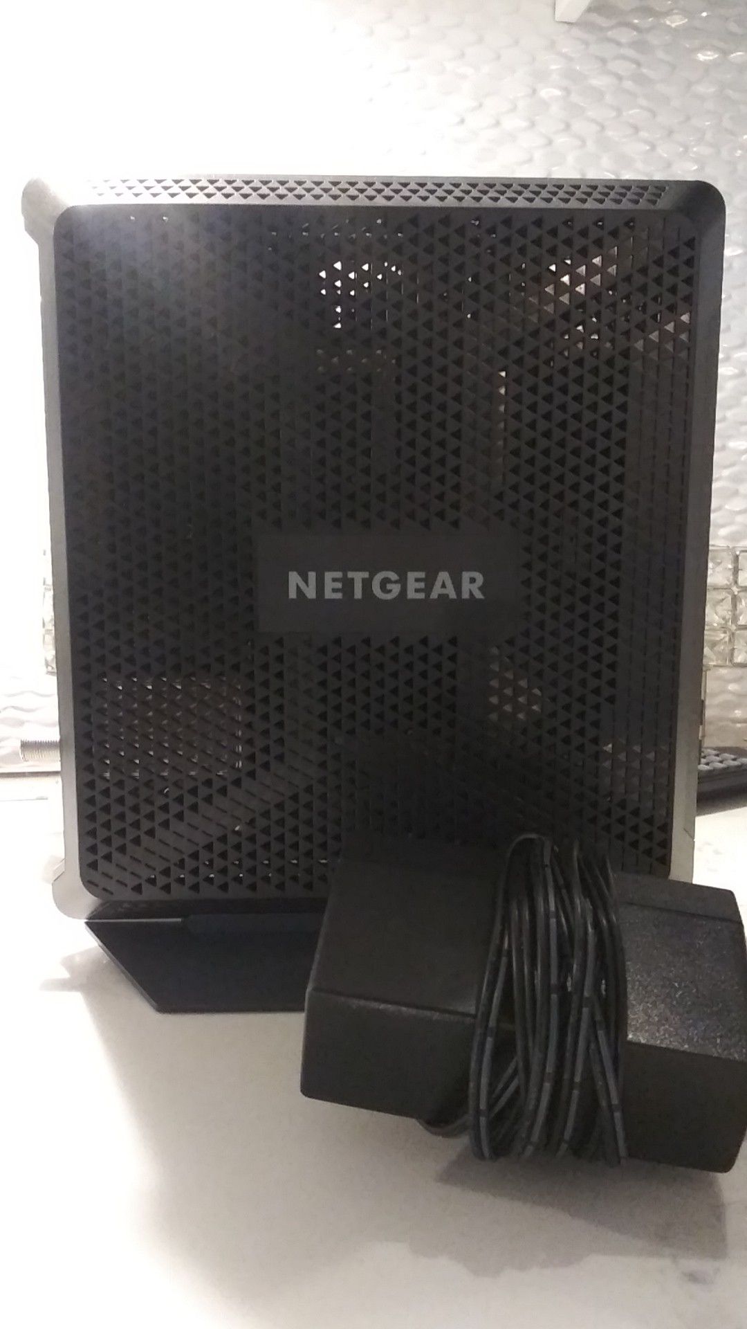 NETGEAR modem/router AC1900