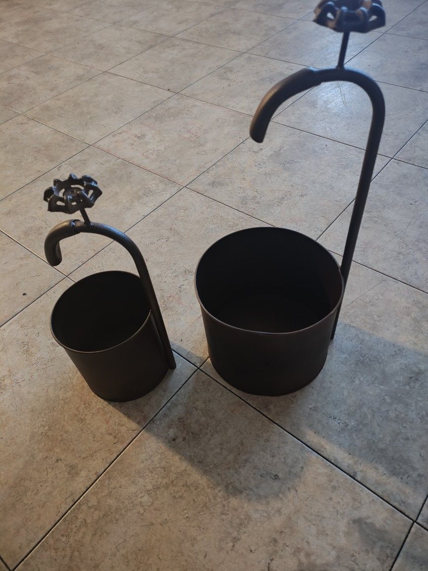 2 Tin Yard Decor/Pots