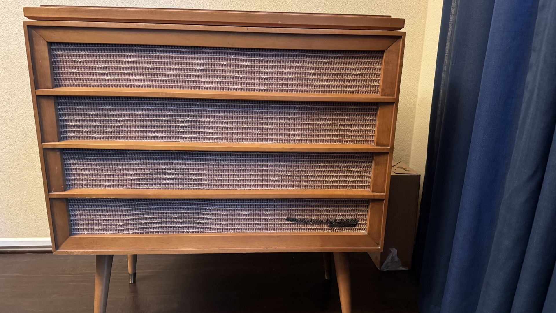 Vintage Mid Century Stereo Console / Phonograph – RCA