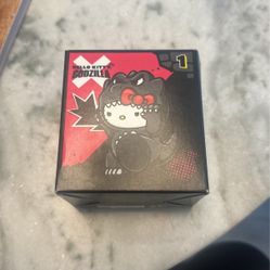 Mc Donald’s Hello Kitty X Godzilla 