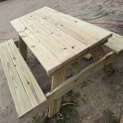 picnic table