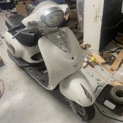 2011 150cc Moped