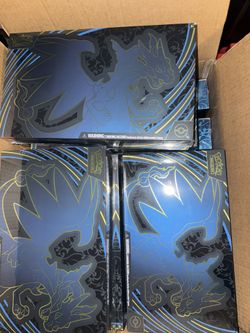 Pokemon Charizard X Ultra Premium Collection