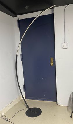 Floor lamp