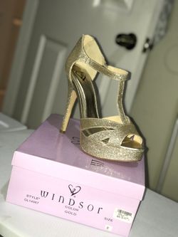 NEW WINDSOR HIGH HEELS 8