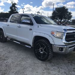 2015 TOYOTA TUNDRA TRUCK 1794