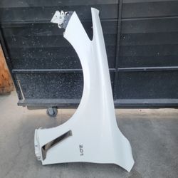19/22 Infinity Q60 Left Fender $650
