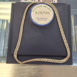 Cuban Link Chain/10k White Gold/ 20in / 76.80g/ 2070 Diamonds