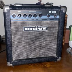 DRIVE CD 100 Portable Guitar Amplifier Amp Cleaned/TESTED Works Great Beach Camp