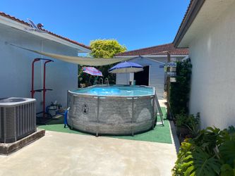 Piscina casi nueva