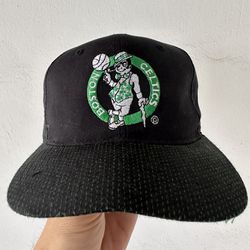 Vintage 90s Starter Boston Celtics Center Logo Snap Back Hat 