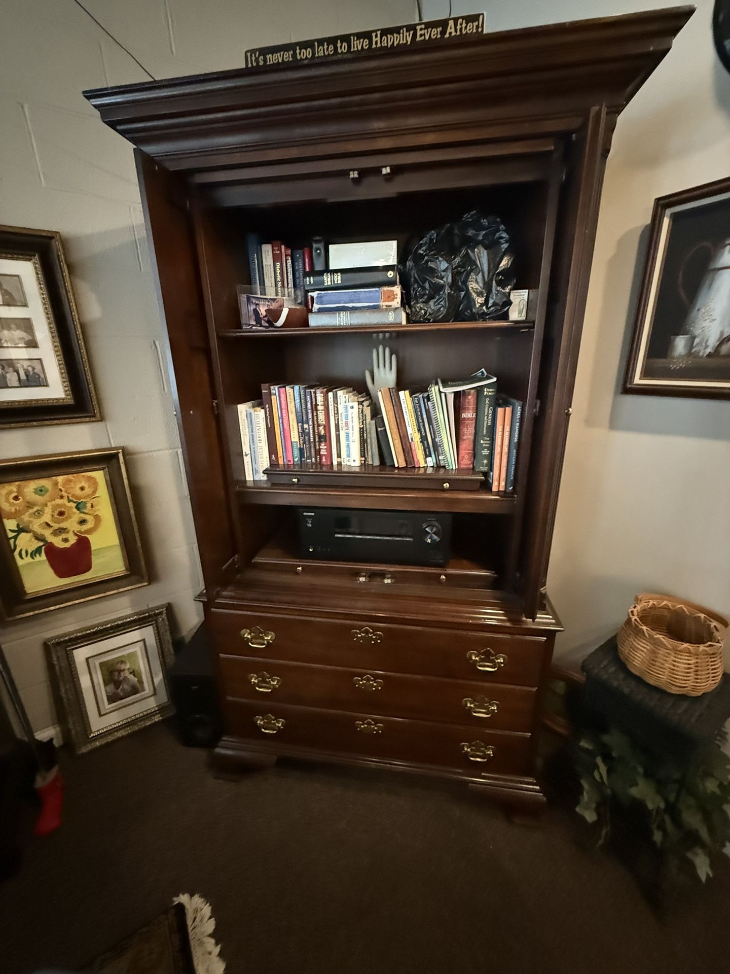 Armoire