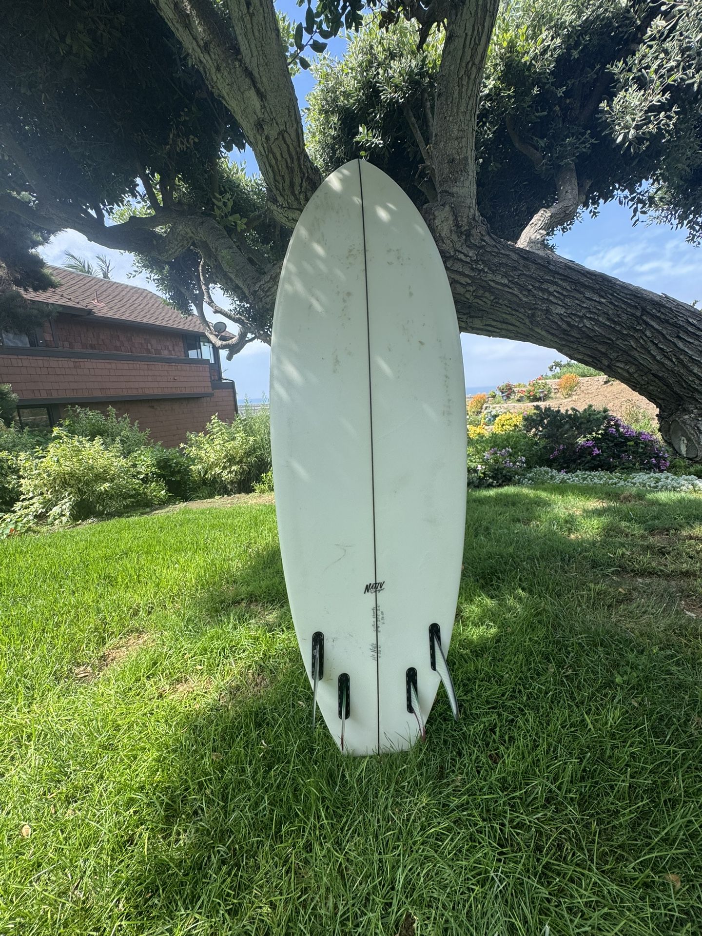 5’9” Surfboard