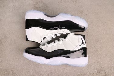Air Jordan 11 Retro 'Concord'