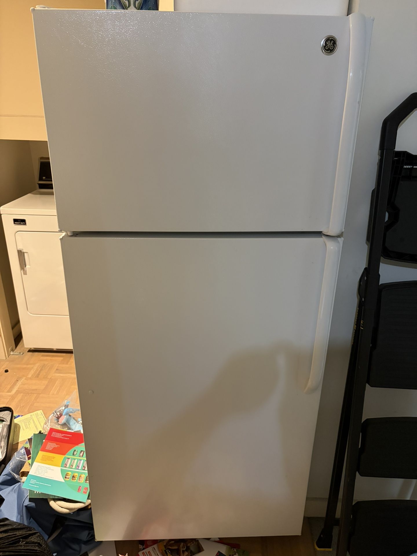 Refrigerator 