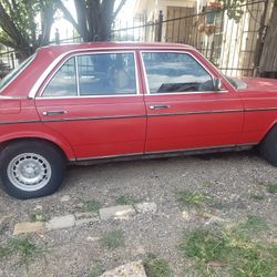1981 Mercedes-Benz 300