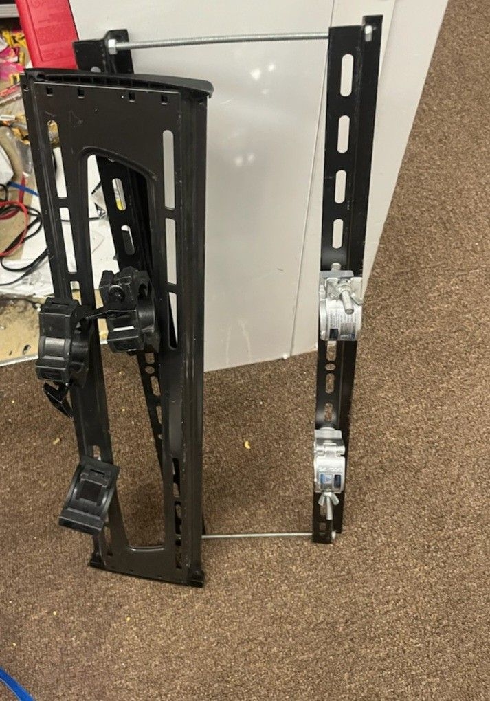 2 TV Wall Mount