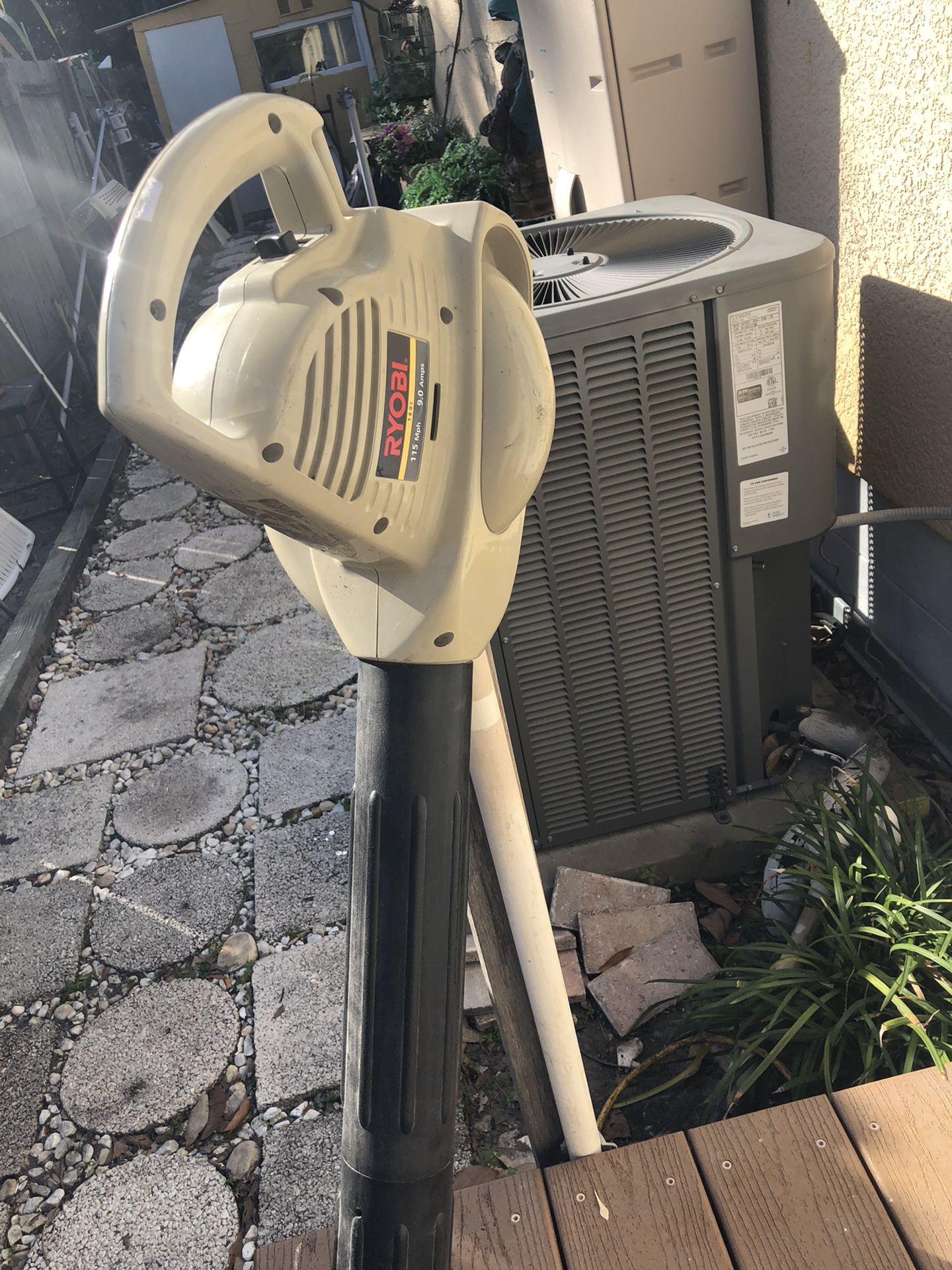Leaf Blower