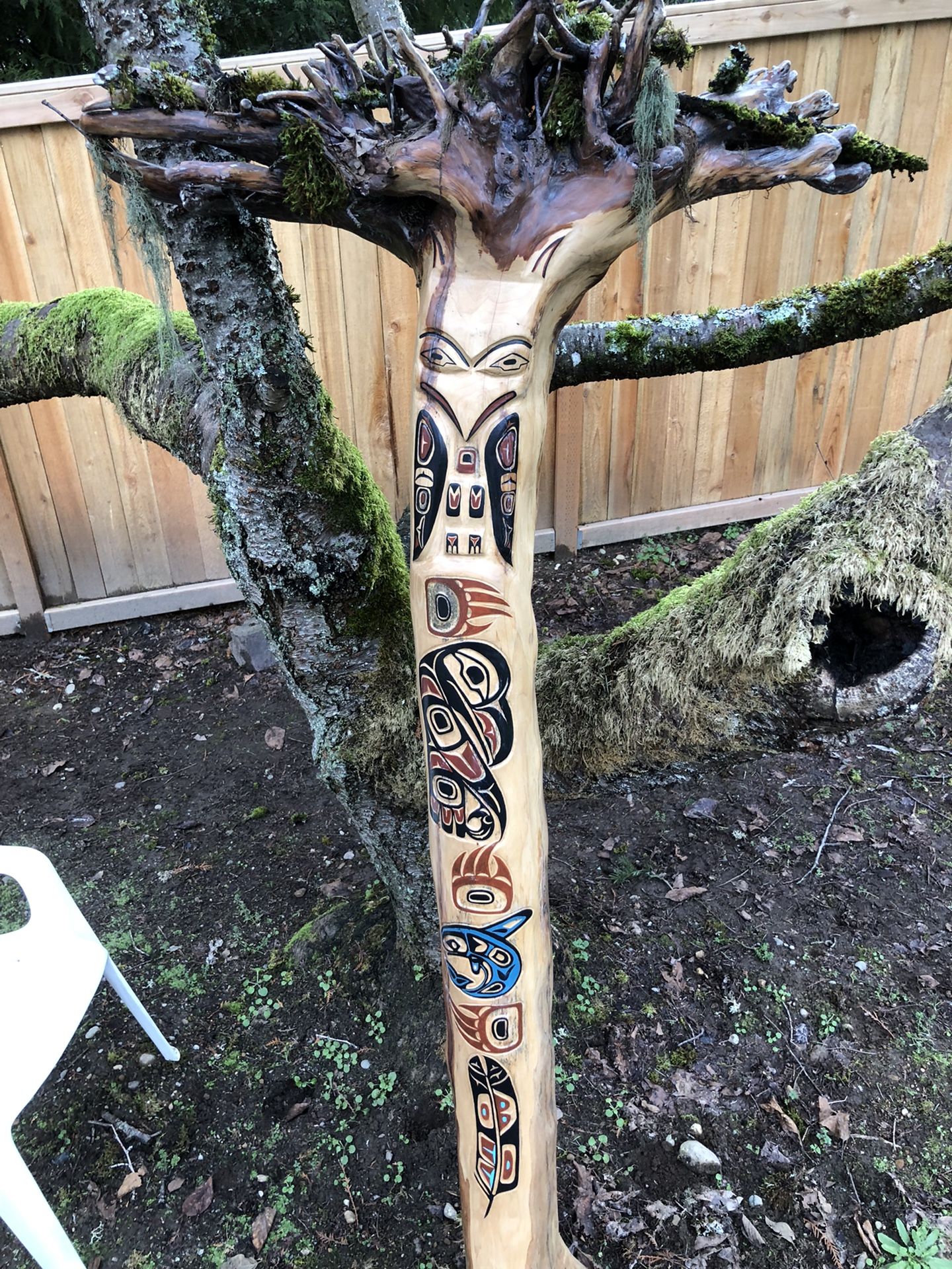 Totem pole art by Part Native American