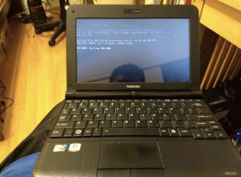 Laptop Toshiba netbook