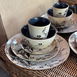Mossy Oak dinner sets
