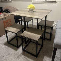 Yaheetech 5-Piece Dining Table Set with 4 Stools