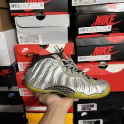 Nike Silver Volt Camo Foams size 11 USED But Clean