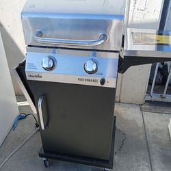 Charbroil Small Grill