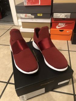 Donna Karan Sneakers