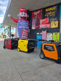Generac
5200 Starting / 3900 Running Watt Gas and Propane Dual Fuel Inverter electric start Generator