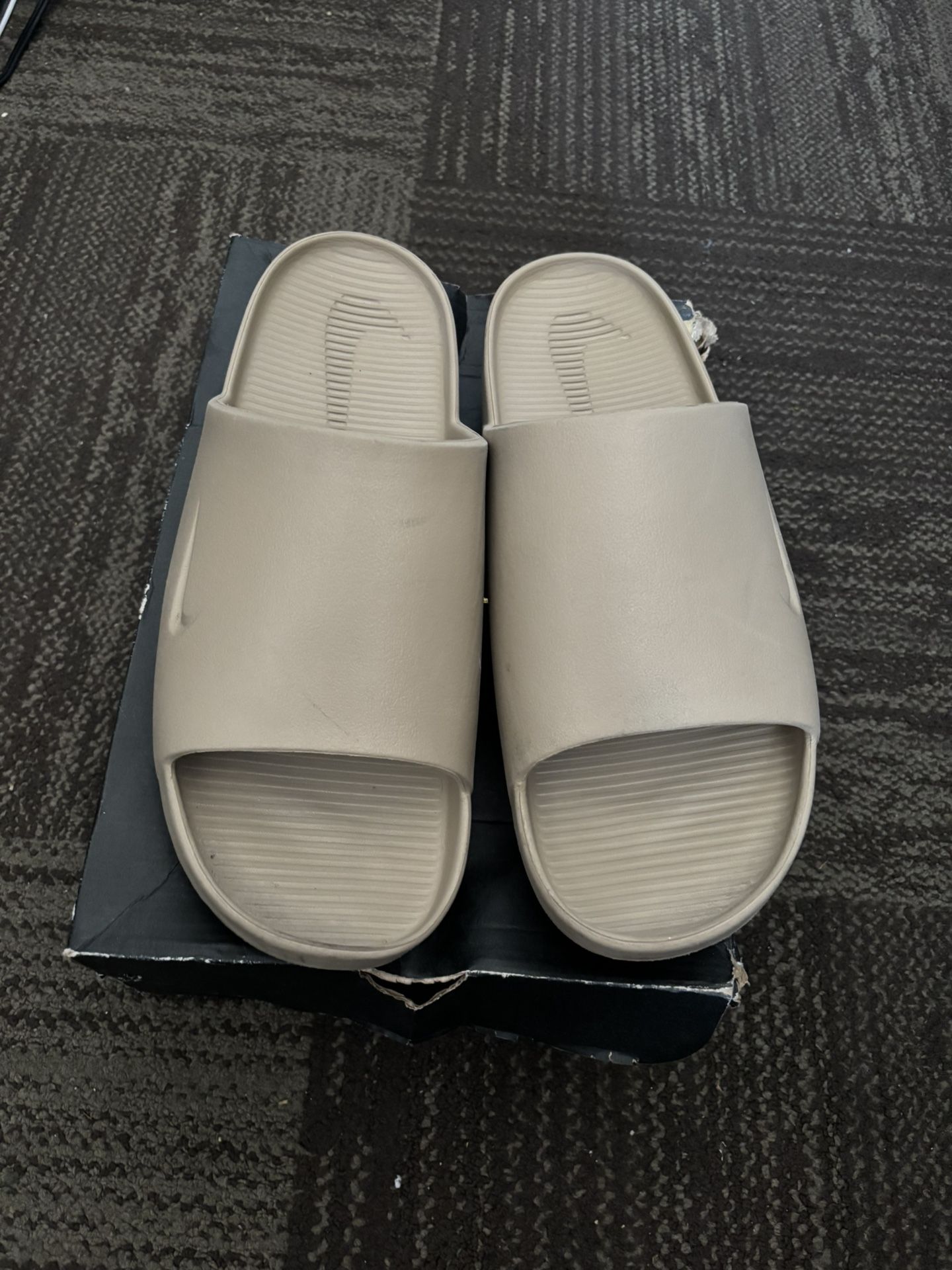 Nike Slides 