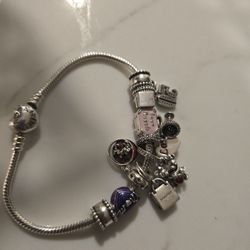 Silver Pandora Bracelet W/10 Charms