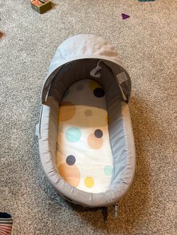 Travel crib