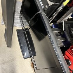 2 tv’s for sale both must go