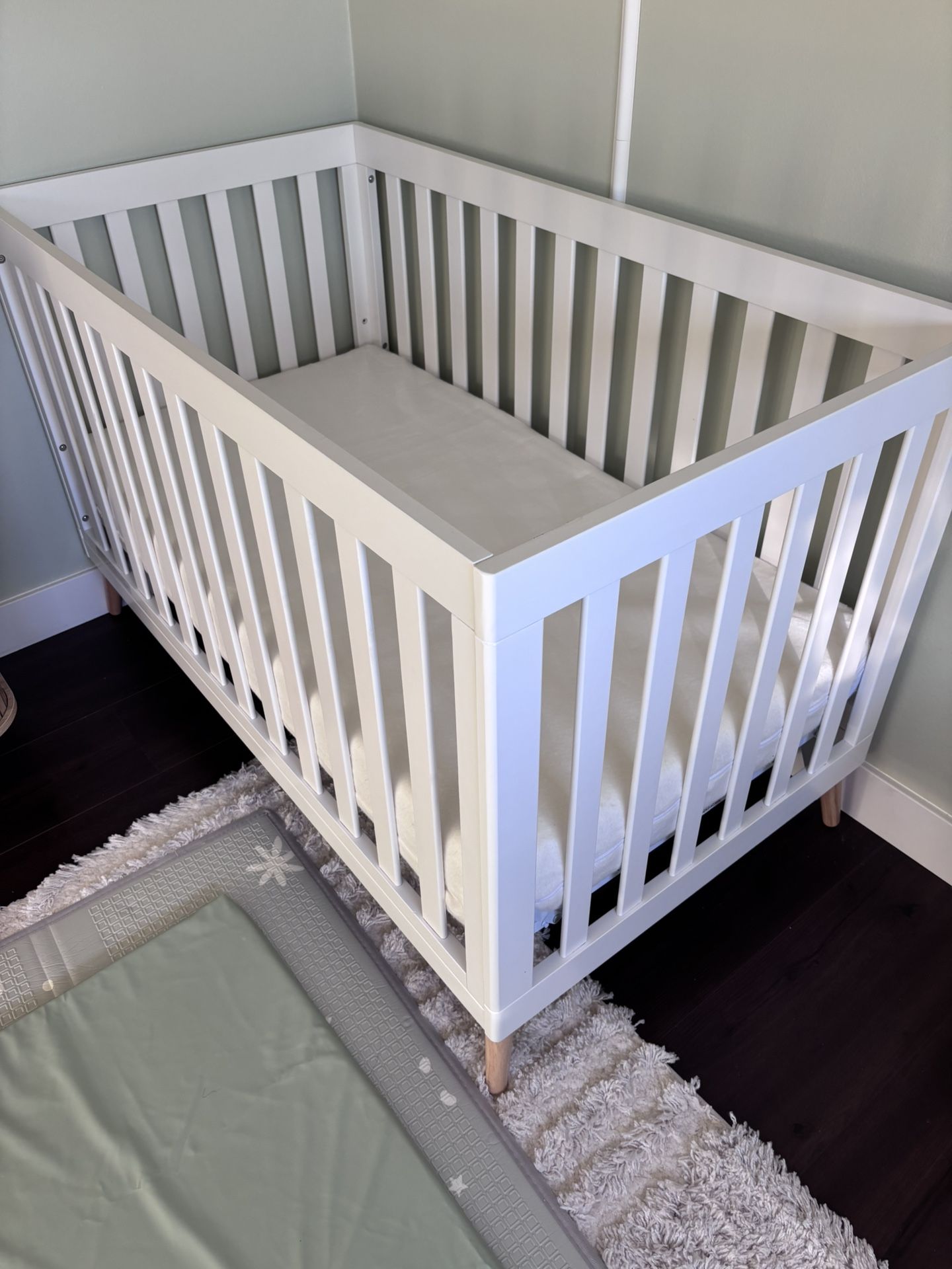 Delta 4 In 1 Baby Conversation Crib