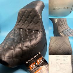 Saddlemen SC81829DB Pro Series SDC Performance Grip Seat for 18-22 FXLR FLSB