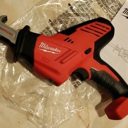 M18 Milwaukee Lithium-Ion Cordless HACKZALL Reciprocating Saw (Tool-Only)